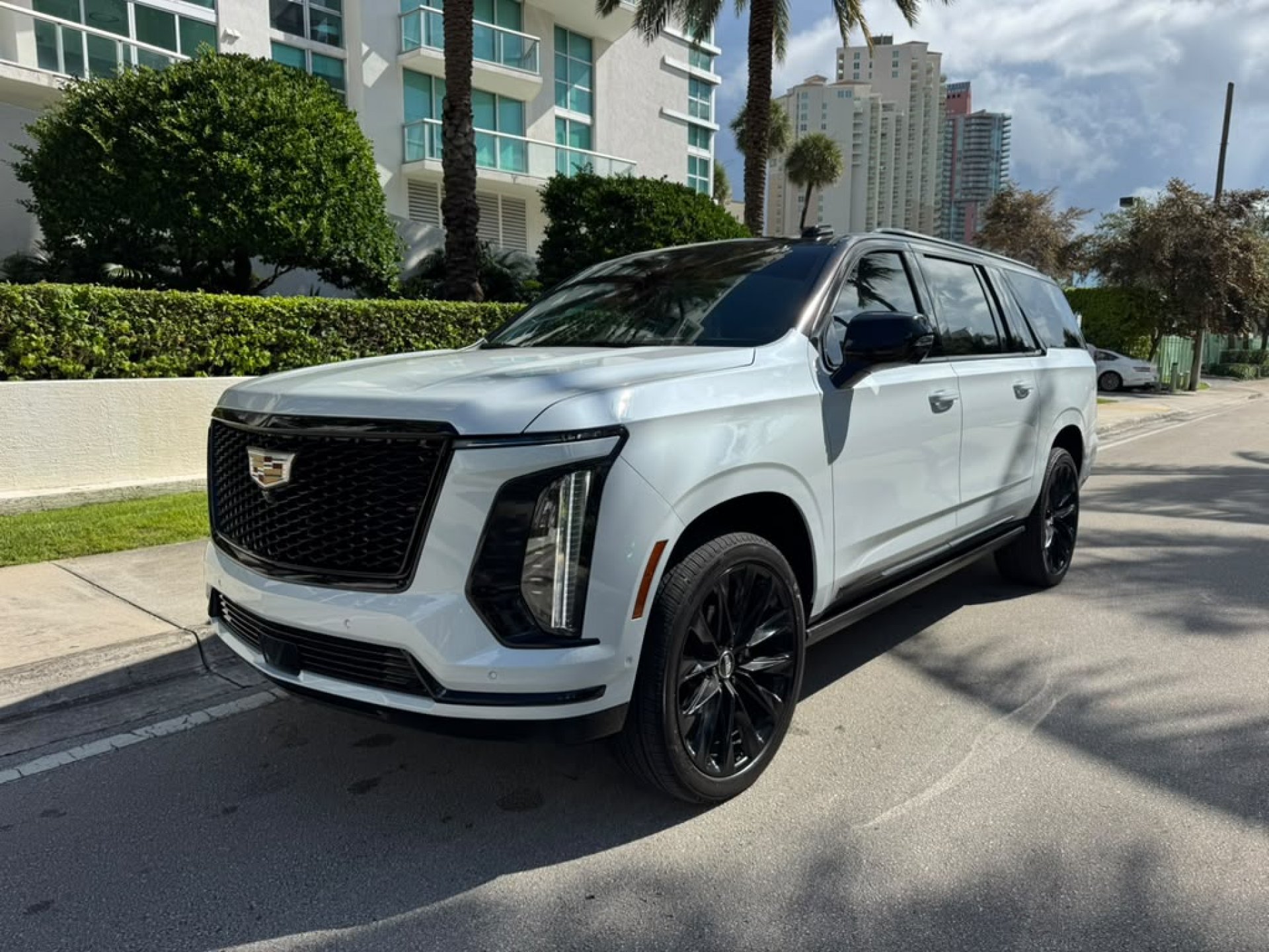 cadillac escalade esv 2026 1GYS9RKL7TR208008 image cadillac escalade esv 2026 1GYS9RKL7TR208008 image